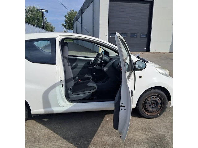 Personenauto, peugeot, 107, 1.0-12v xr, 2011 - afbeelding 31 van  42