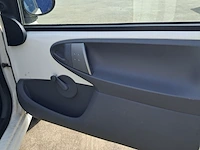 Personenauto, peugeot, 107, 1.0-12v xr, 2011 - afbeelding 33 van  42