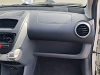 Personenauto, peugeot, 107, 1.0-12v xr, 2011 - afbeelding 35 van  42