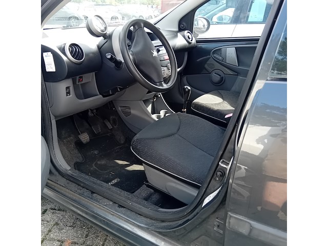 Personenauto, peugeot, 107, 1.0-12v xs, 2010 - afbeelding 10 van  13