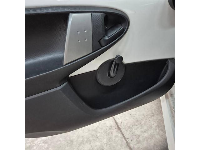 Personenauto, peugeot, 107, 1.0 access, 2013 - afbeelding 10 van  40