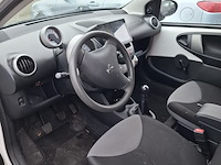 Personenauto, peugeot, 107, 1.0 access accent, 2013 - afbeelding 11 van  12
