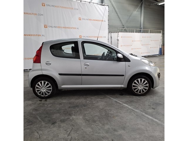 Personenauto, peugeot, 107, 1.0 active, 2012 - afbeelding 34 van  42