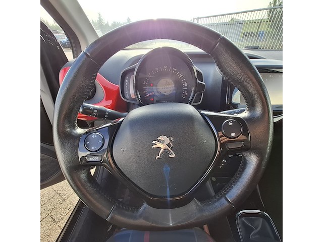 Personenauto peugeot, 108 1.0, bouwjaar 2015 - afbeelding 21 van  50