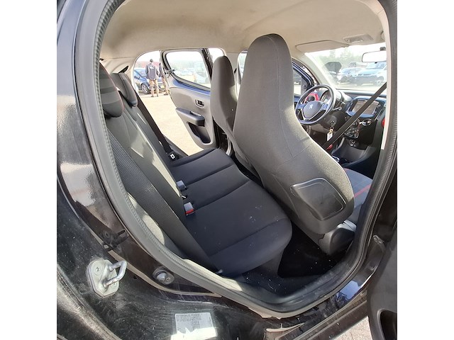 Personenauto peugeot, 108 1.0, bouwjaar 2015 - afbeelding 36 van  50