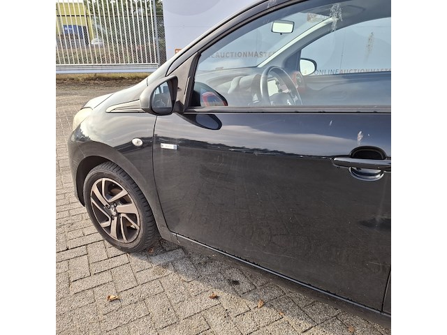 Personenauto peugeot, 108 1.0, bouwjaar 2015 - afbeelding 49 van  50