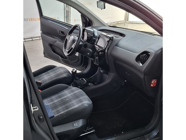Personenauto, peugeot, 108, 1.0 e-vti allure, 2019 - afbeelding 7 van  26