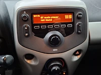 Personenauto, peugeot, 108, 1.0 e-vti blue lease, 2014 - afbeelding 18 van  47