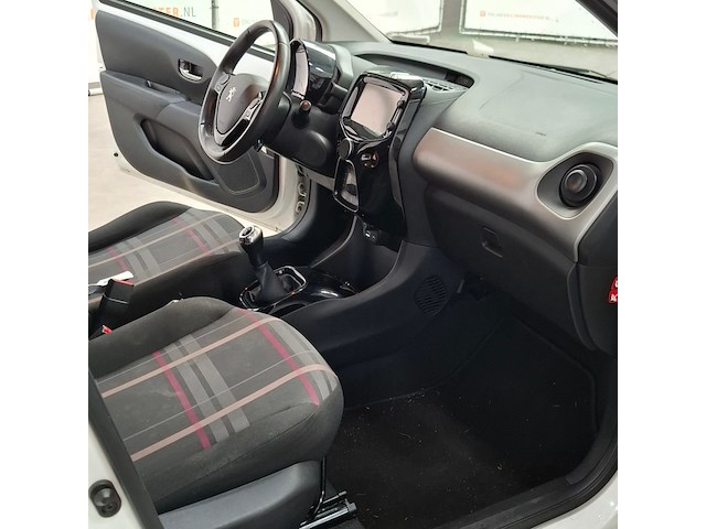 Personenauto, peugeot, 108, 1.0 e-vti première, 2014 - afbeelding 18 van  31