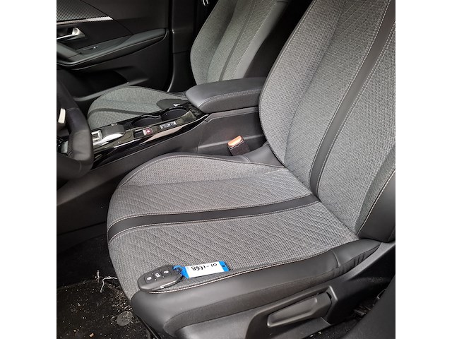 Personenauto, peugeot, 2008, 1.2 puretech 130 allure, 2023 - afbeelding 18 van  57