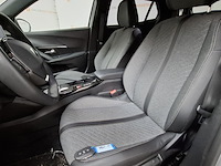 Personenauto, peugeot, 2008, 1.2 puretech 130 allure, 2023 - afbeelding 19 van  57