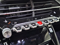 Personenauto, peugeot, 2008, 1.2 puretech 130 allure, 2023 - afbeelding 25 van  57
