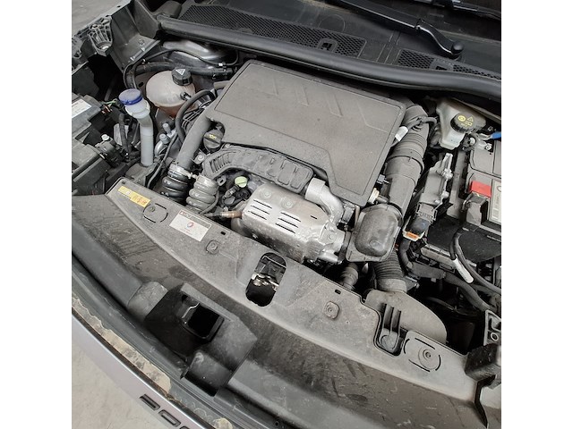 Personenauto, peugeot, 2008, 1.2 puretech 130 allure, 2023 - afbeelding 43 van  57