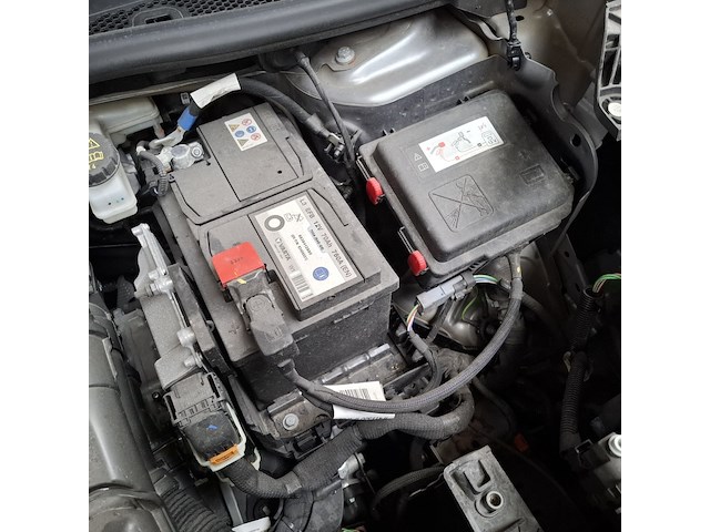 Personenauto, peugeot, 2008, 1.2 puretech 130 allure, 2023 - afbeelding 44 van  57