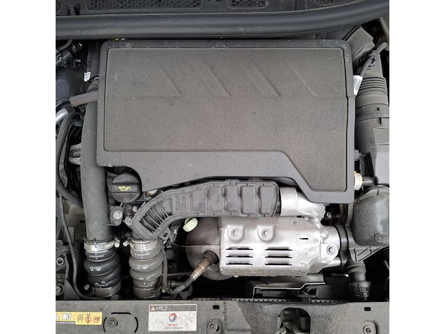 Personenauto, peugeot, 2008, 1.2 puretech 130 allure, 2023 - afbeelding 46 van  57