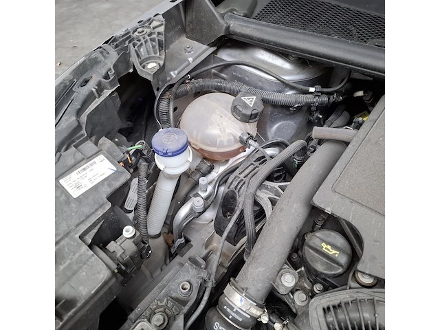 Personenauto, peugeot, 2008, 1.2 puretech 130 allure, 2023 - afbeelding 47 van  57