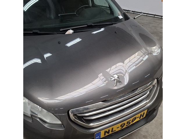 Personenauto, peugeot, 2008, 1.2 puretech féline, 2016 - afbeelding 9 van  51