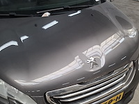 Personenauto, peugeot, 2008, 1.2 puretech féline, 2016 - afbeelding 9 van  51