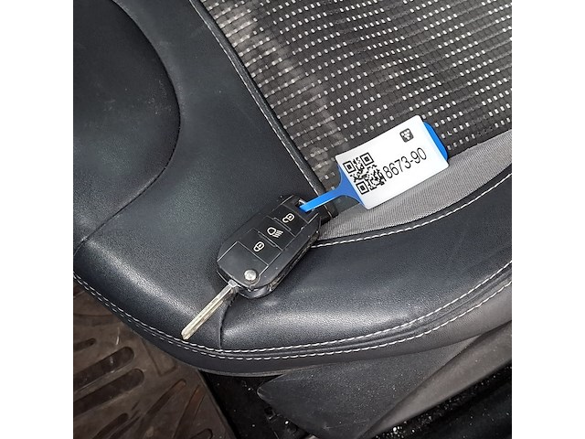 Personenauto, peugeot, 2008, 1.2 puretech féline, 2016 - afbeelding 13 van  51