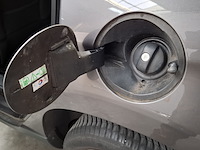 Personenauto, peugeot, 2008, 1.2 puretech féline, 2016 - afbeelding 31 van  51