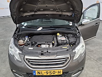Personenauto, peugeot, 2008, 1.2 puretech féline, 2016 - afbeelding 35 van  51