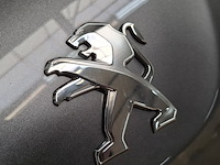 Personenauto, peugeot, 2008, 1.2 puretech féline, 2016 - afbeelding 47 van  51