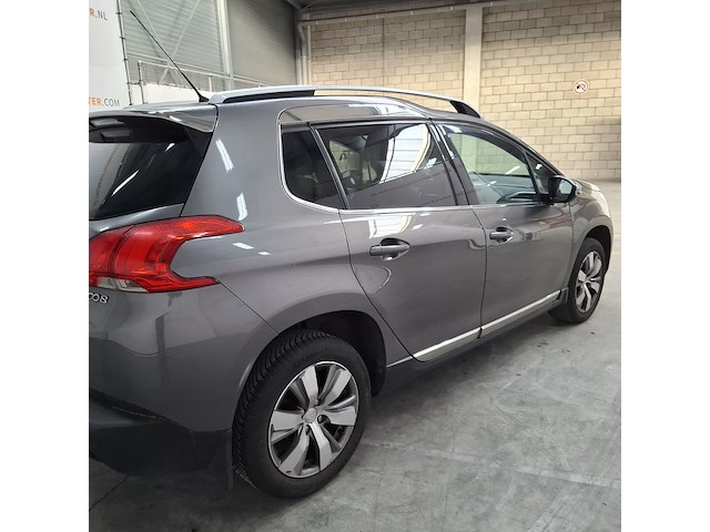 Personenauto, peugeot, 2008, 1.2 puretech féline, 2016 - afbeelding 45 van  51