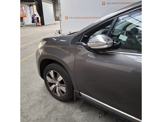 Personenauto, peugeot, 2008, 1.2 puretech féline, 2016 - afbeelding 50 van  51