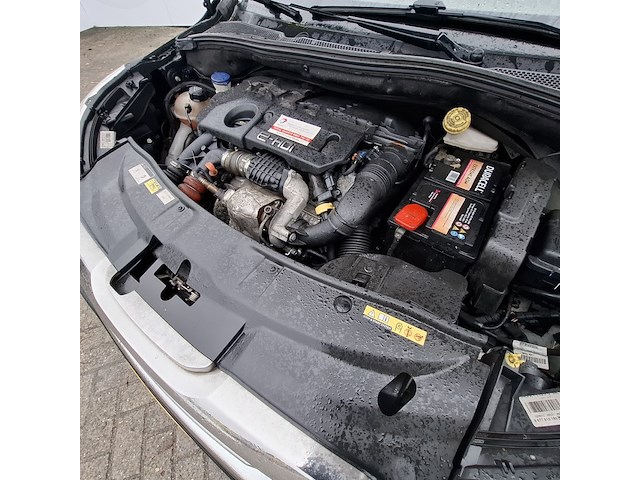 Personenauto, peugeot, 2008, 1.6 e-hdi allure, 2013 - afbeelding 16 van  50