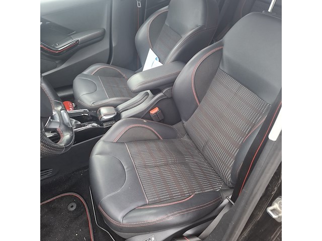 Personenauto, peugeot, 2008 - afbeelding 9 van  37