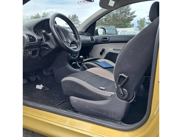 Personenauto, peugeot, 206, 1.1 x-design, 2005 - afbeelding 12 van  15