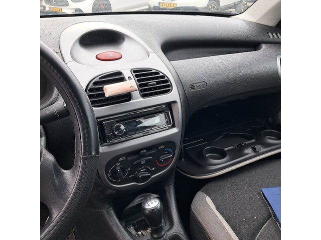 Personenauto, peugeot, 206, 1.1 x-design, 2005 - afbeelding 15 van  15