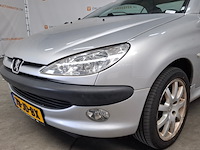 Personenauto, peugeot, 206 cc, 1.6-16v, 2002 - afbeelding 6 van  67
