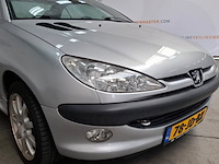 Personenauto, peugeot, 206 cc, 1.6-16v, 2002 - afbeelding 8 van  67