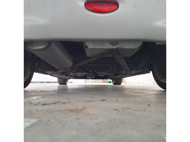 Personenauto, peugeot, 206 cc, 1.6-16v, 2002 - afbeelding 13 van  67