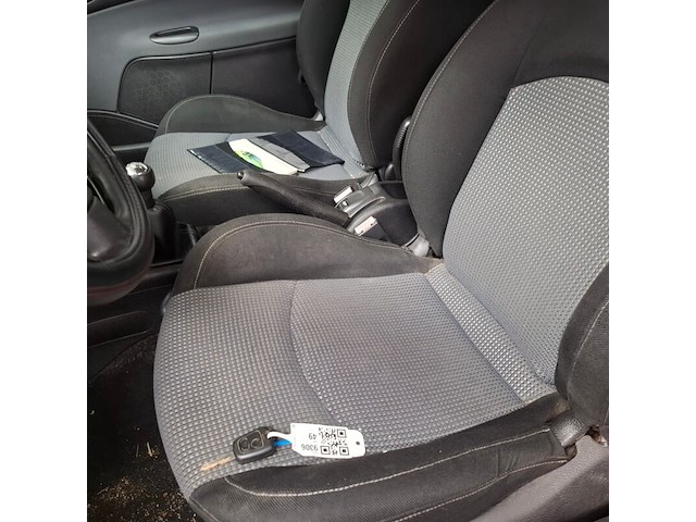 Personenauto, peugeot, 206 cc, 1.6-16v, 2002 - afbeelding 26 van  67