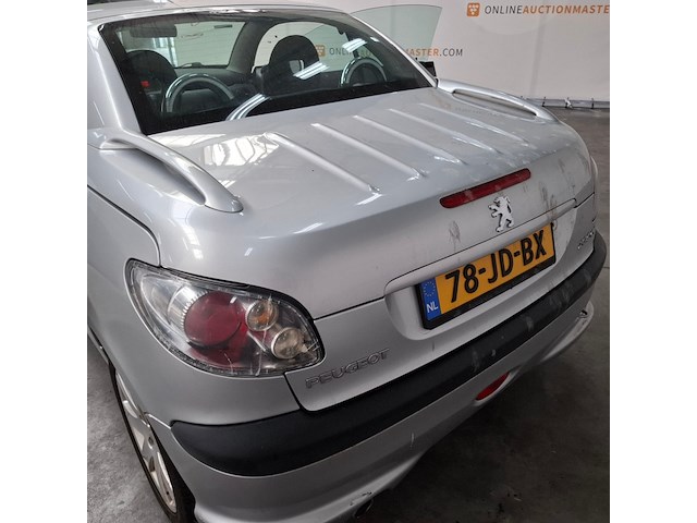 Personenauto, peugeot, 206 cc, 1.6-16v, 2002 - afbeelding 39 van  67