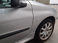 Personenauto, peugeot, 206 cc, 1.6-16v, 2002 - afbeelding 45 van  67