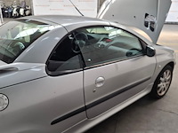 Personenauto, peugeot, 206 cc, 1.6-16v, 2002 - afbeelding 61 van  67