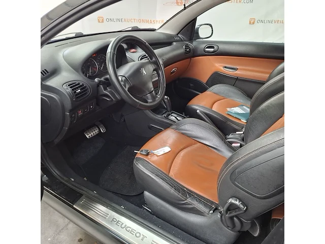Personenauto, peugeot, 206 cc, 1.6-16v, 2003 - afbeelding 29 van  71