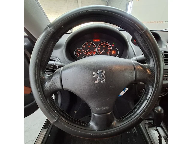 Personenauto, peugeot, 206 cc, 1.6-16v, 2003 - afbeelding 33 van  71