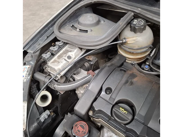 Personenauto, peugeot, 206 cc, 1.6-16v, 2003 - afbeelding 61 van  71