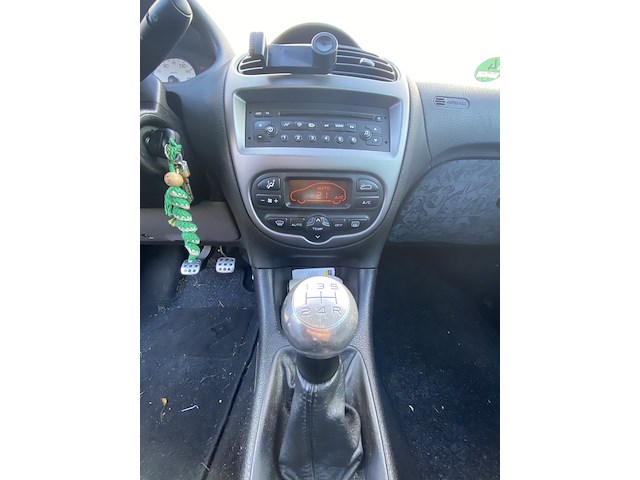 Personenauto peugeot, 206, grijs, bouwjaar 9-2004 - afbeelding 3 van  12