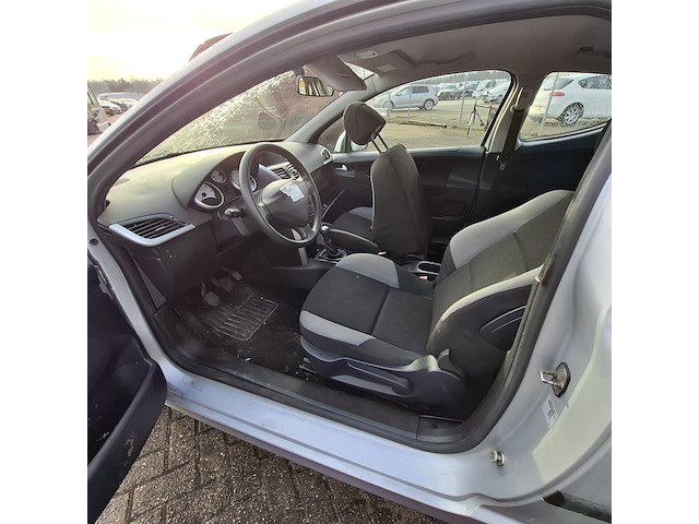 Personenauto, peugeot, 207, 1.4-16v x-line, 2006 - afbeelding 5 van  9