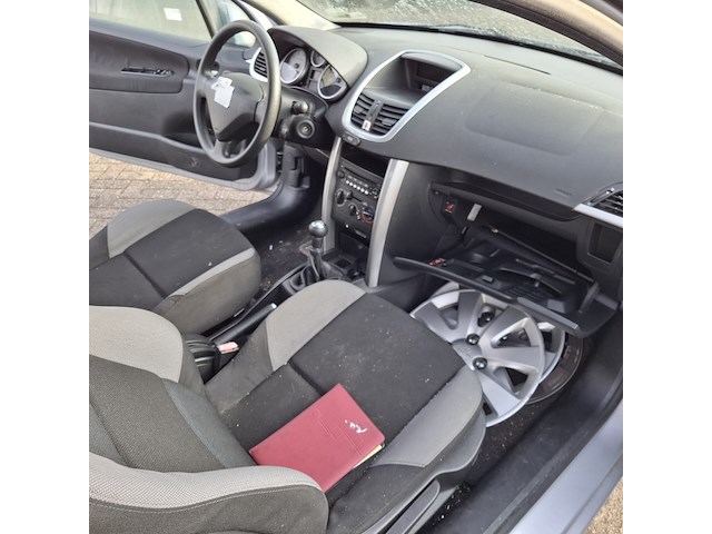 Personenauto, peugeot, 207, 1.4-16v x-line, 2006 - afbeelding 8 van  9