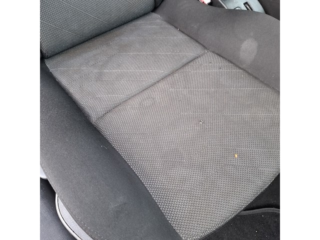 Personenauto peugeot, 207 1.6, bouwjaar 2007 - afbeelding 41 van  47