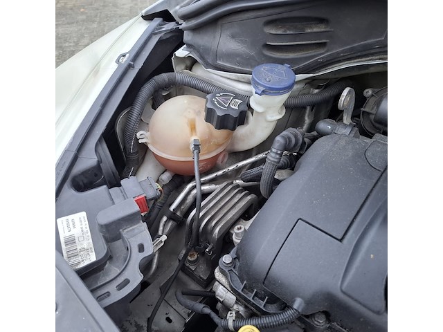 Personenauto, peugeot, 207, 2010 - afbeelding 14 van  47