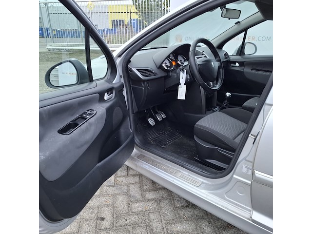 Personenauto, peugeot, 207, 2010 - afbeelding 15 van  47