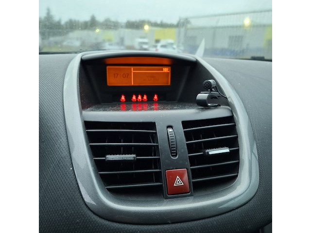 Personenauto, peugeot, 207, 2010 - afbeelding 22 van  47