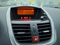 Personenauto, peugeot, 207, 2010 - afbeelding 22 van  47